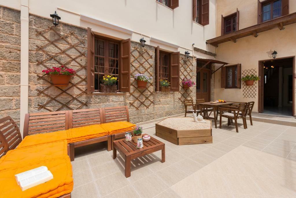Apartmán The White House Of Rhodes Rhodes City Exteriér fotografie